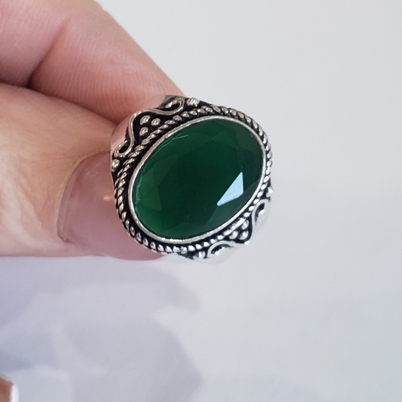 Handmade Green Onyx Gemstone Silver Vintage Antique Ring - Picture 6 of 13